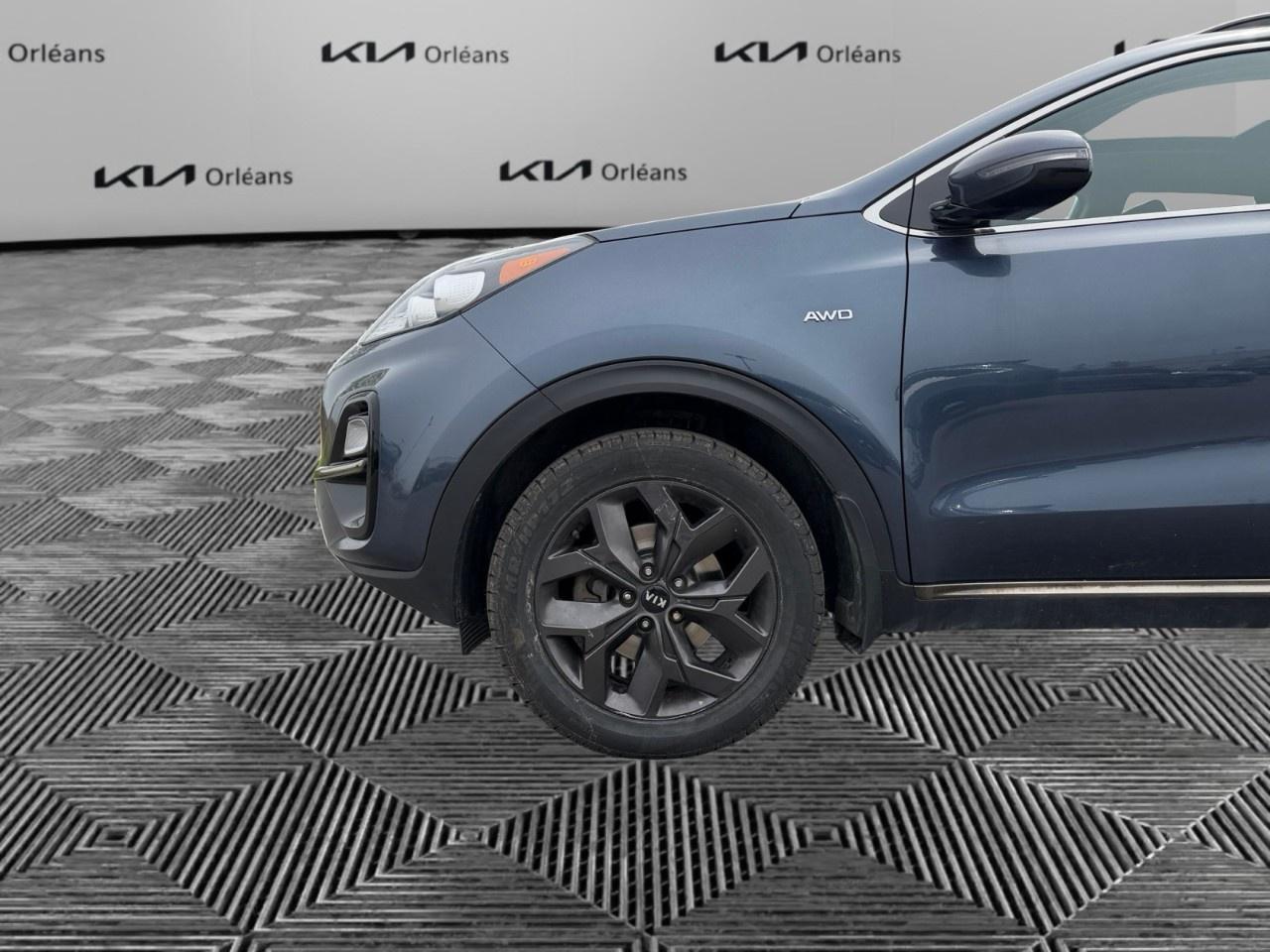 2022 Genesis GV70 2.5T Select AWD [V71SAA25KL53] Photo