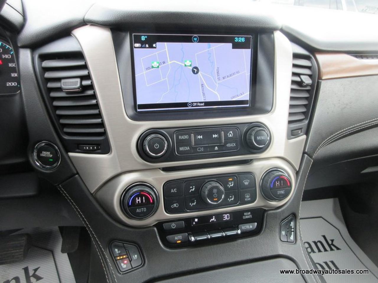 2020 GMC Yukon LOADED DENALI-PACKAGE 7 PASSENGER 6.2L - V8.. 4X4.. CAPTAINS.. 3RD ROW.. NAVIGATION.. SUNROOF.. LEATHER.. HEATED SEATS & WHEEL.. POWER PEDALS.. Photo