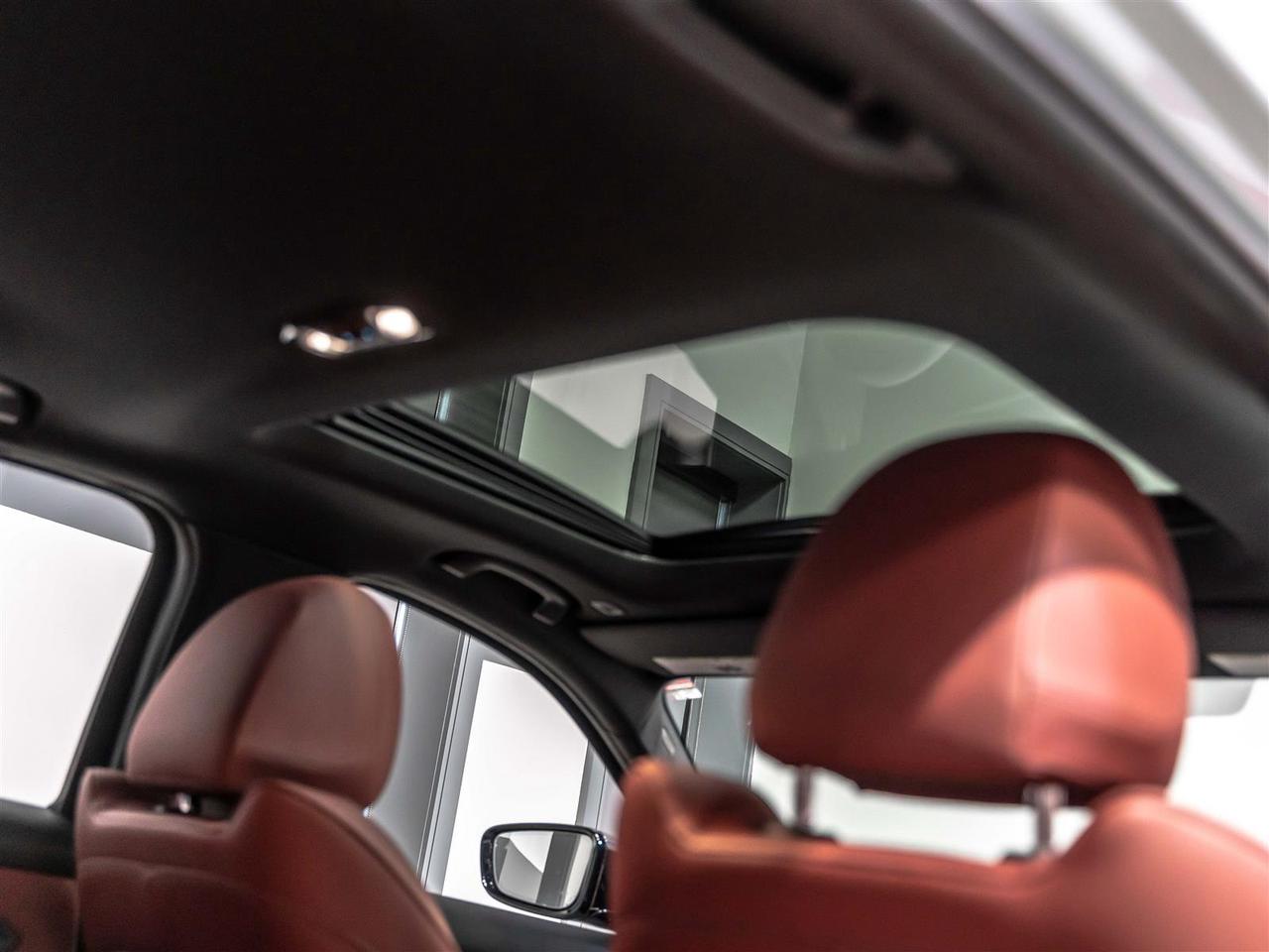 2023 BMW 330i 330i xDrive|M SPORT|M AERODYNAMICS|ACCIDENT FREE|ONE OWNER Photo