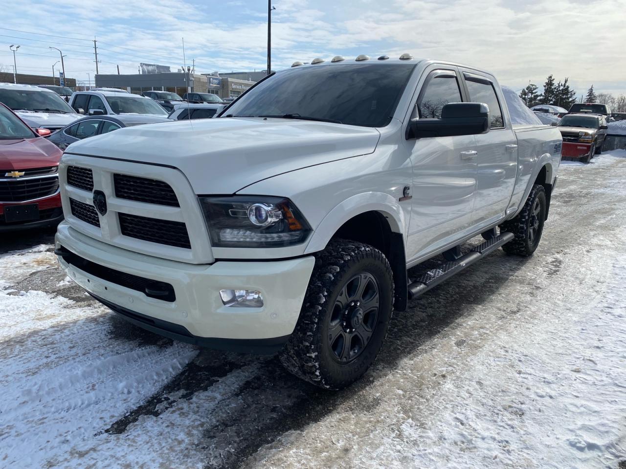 2017 RAM 2500 Laramie | Crew Cab | Cummins Diesel Photo2