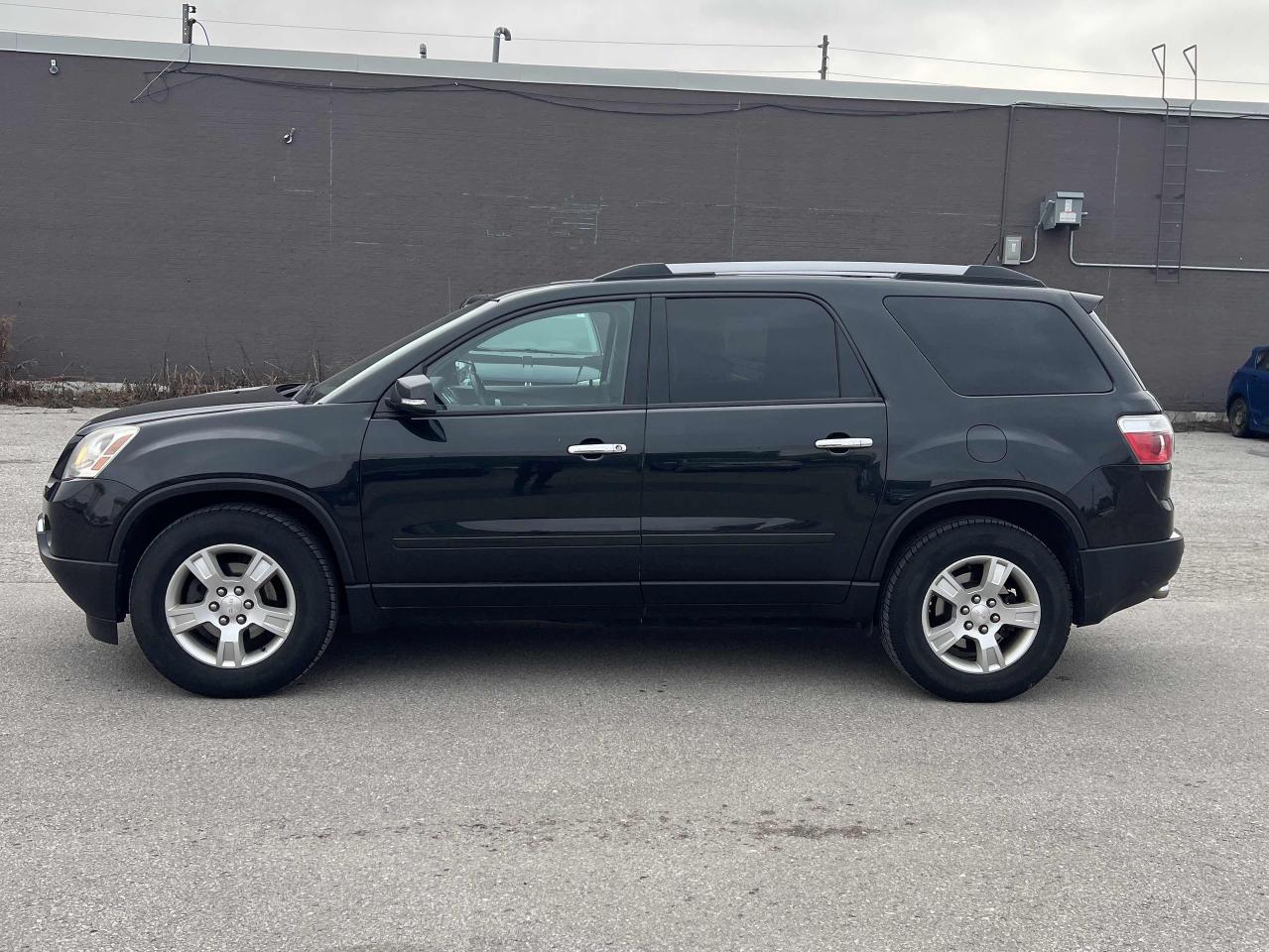 2012 GMC Acadia SLE2 Photo2