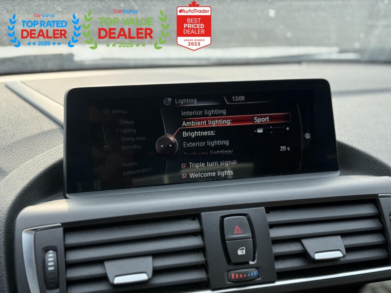 2015 BMW 2-Series M235i | NAVI | HARMAN KARDON | BACK UP CAMERA Photo