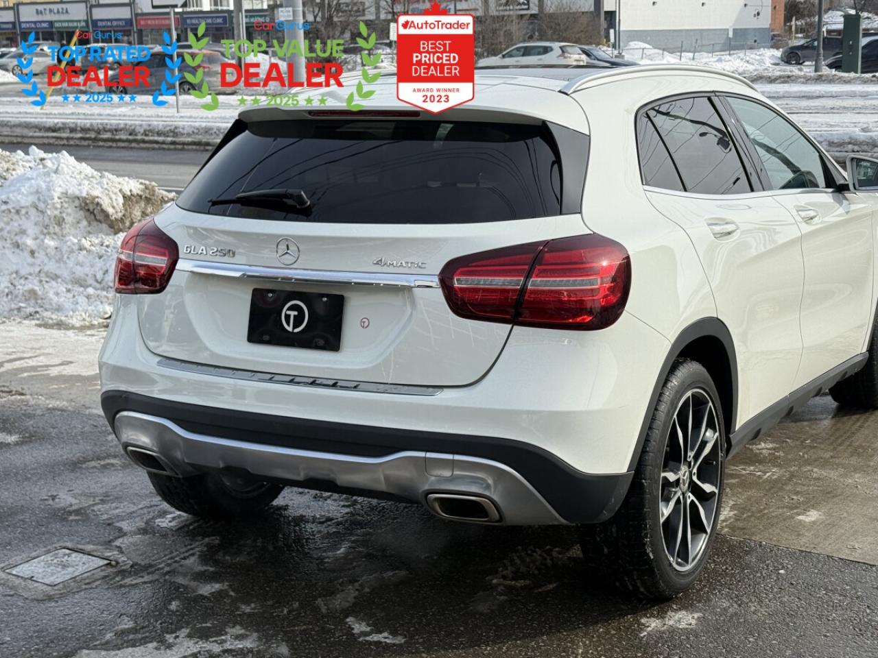 2018 Mercedes-Benz GLA 250 | PREMIUM | PANO | NAVI | BACK UP CAMERA Photo