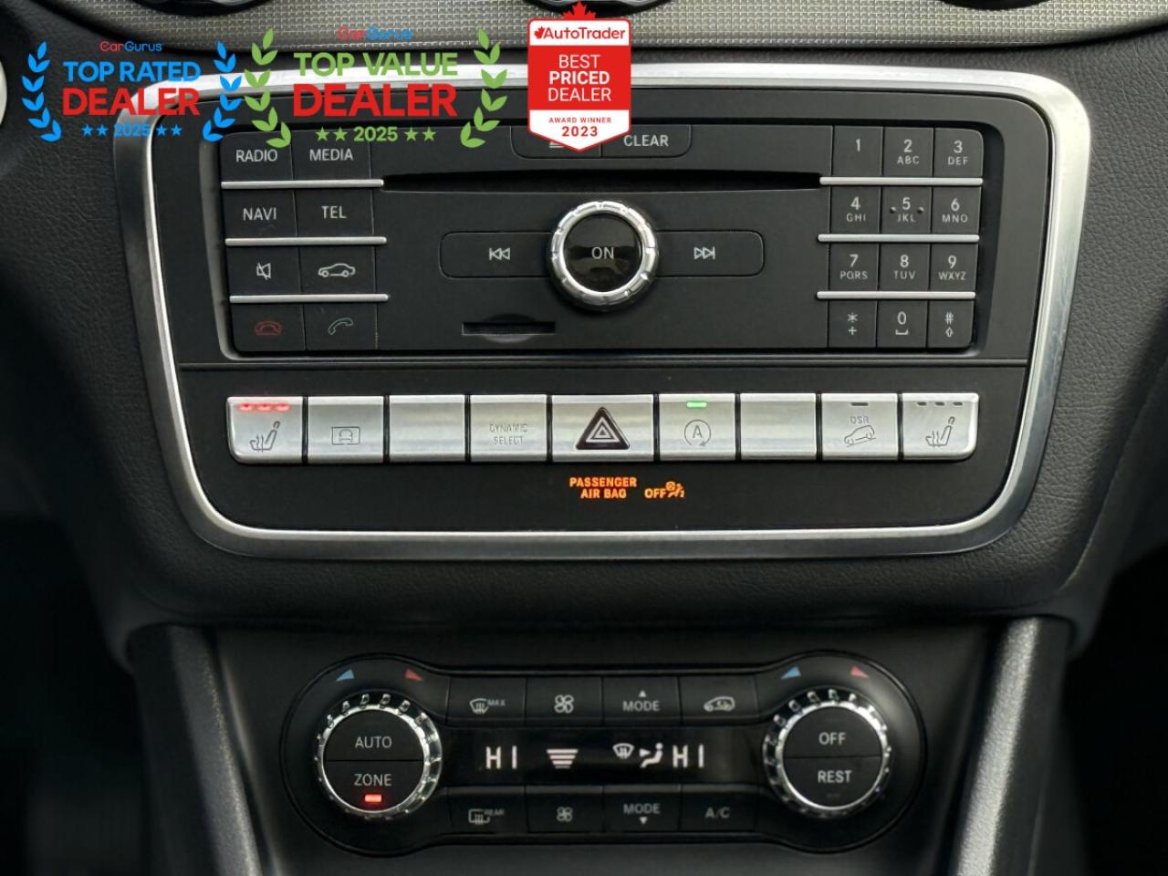 2018 Mercedes-Benz GLA 250 | PREMIUM | PANO | NAVI | BACK UP CAMERA Photo