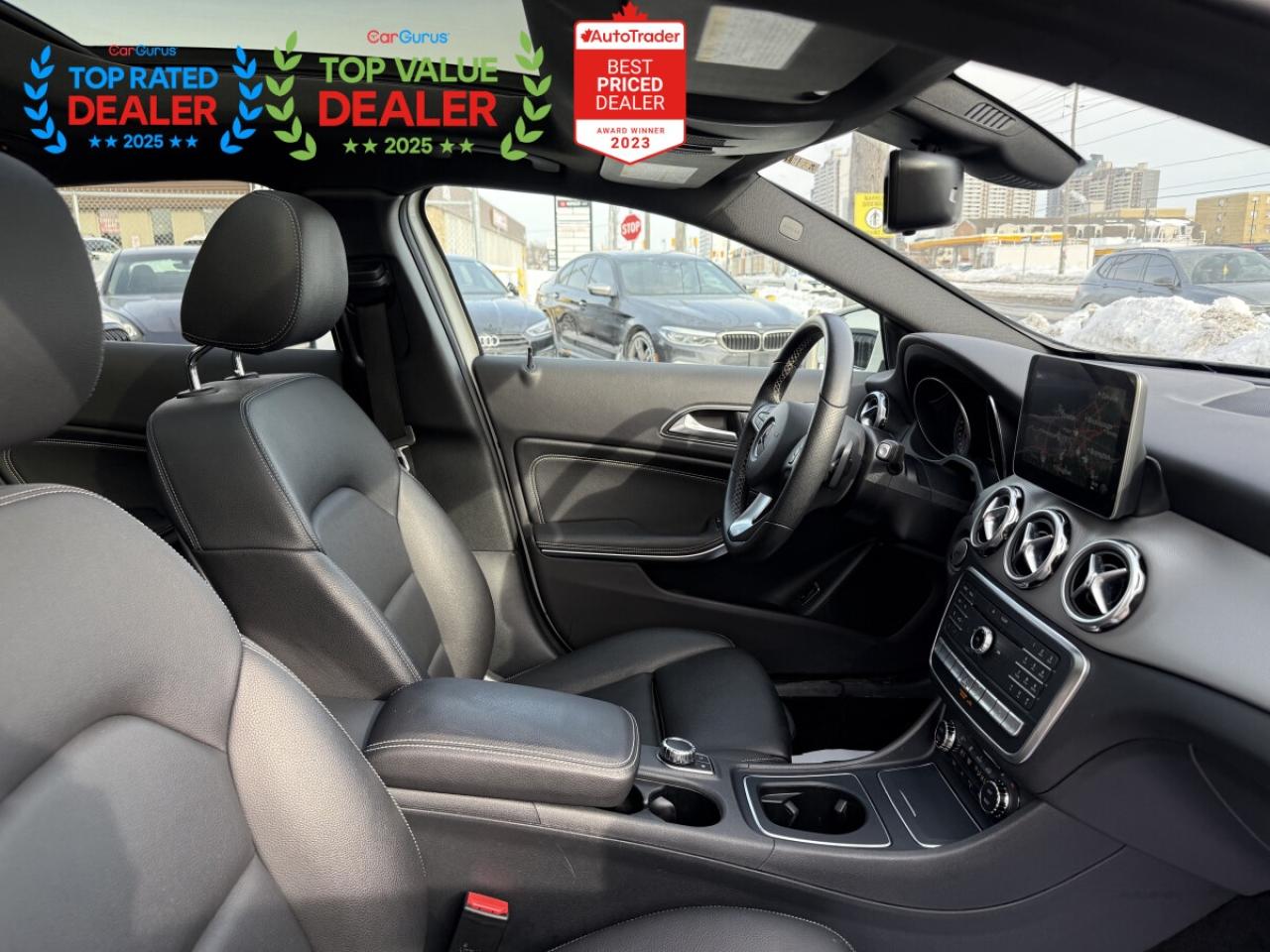 2018 Mercedes-Benz GLA 250 | PREMIUM | PANO | NAVI | BACK UP CAMERA Photo