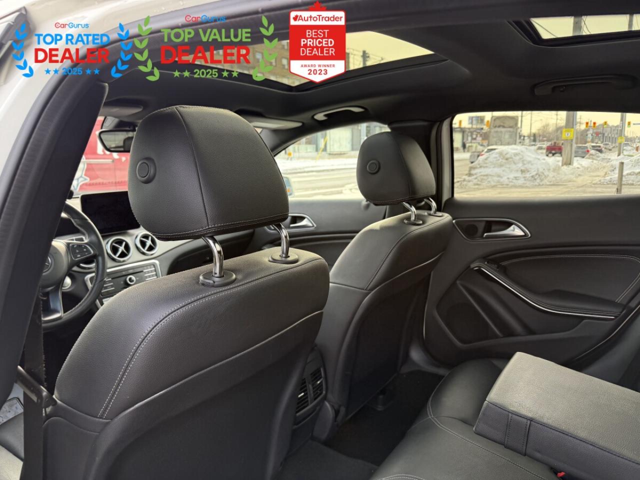 2018 Mercedes-Benz GLA 250 | PREMIUM | PANO | NAVI | BACK UP CAMERA Photo