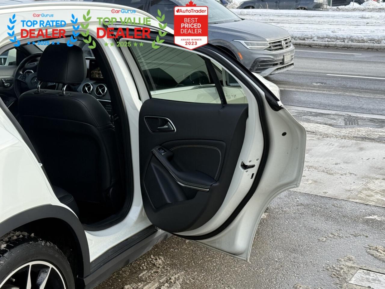 2018 Mercedes-Benz GLA 250 | PREMIUM | PANO | NAVI | BACK UP CAMERA Photo