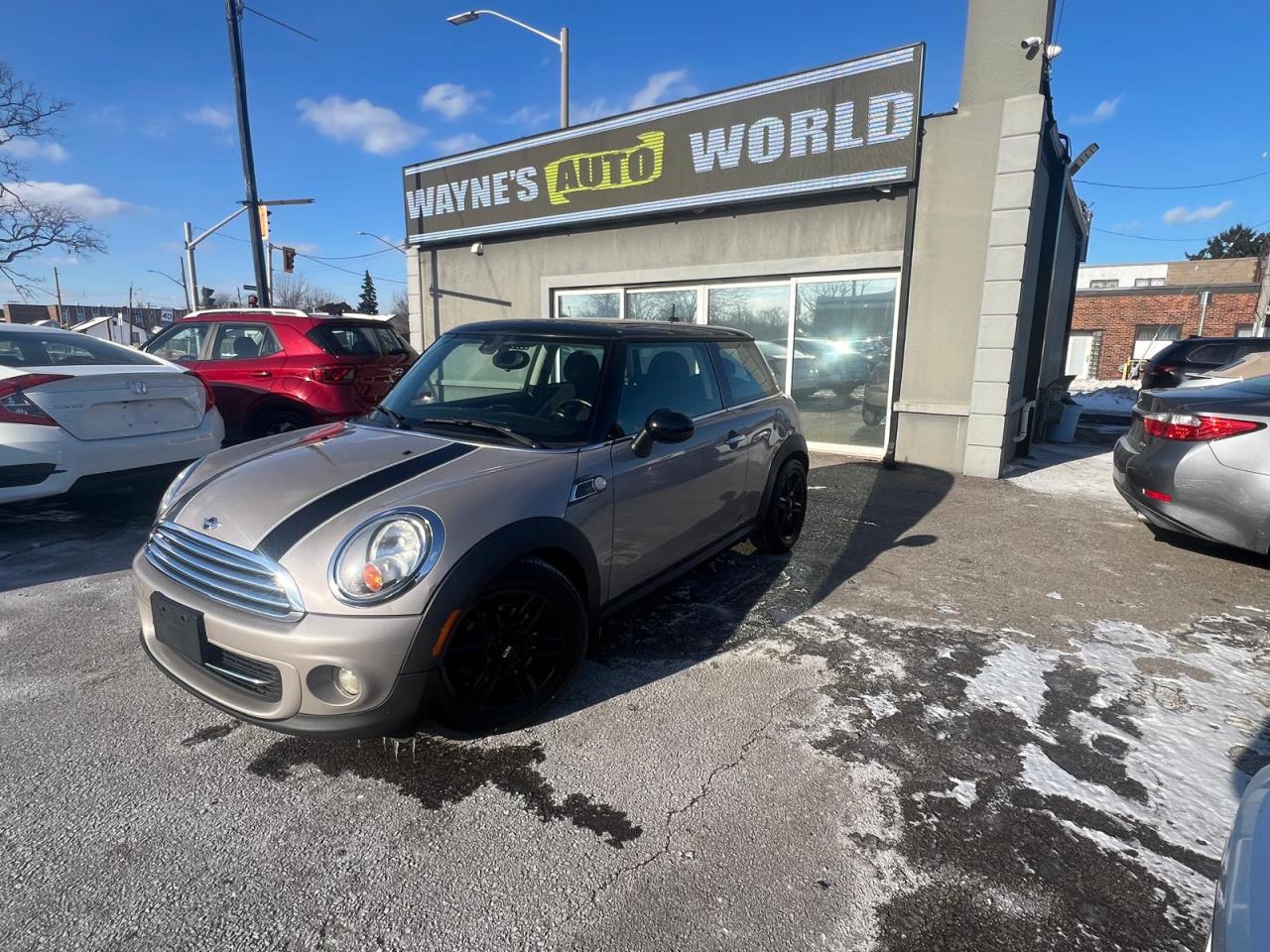 2013 MINI Cooper Hardtop CPE Photo