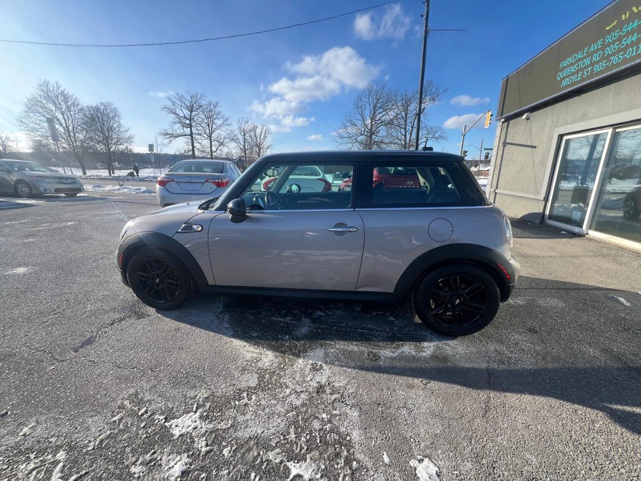 2013 MINI Cooper Hardtop CPE Photo