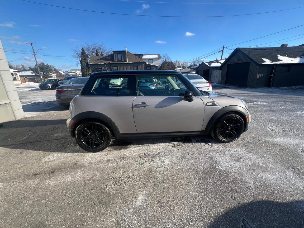 2013 MINI Cooper Hardtop CPE Photo