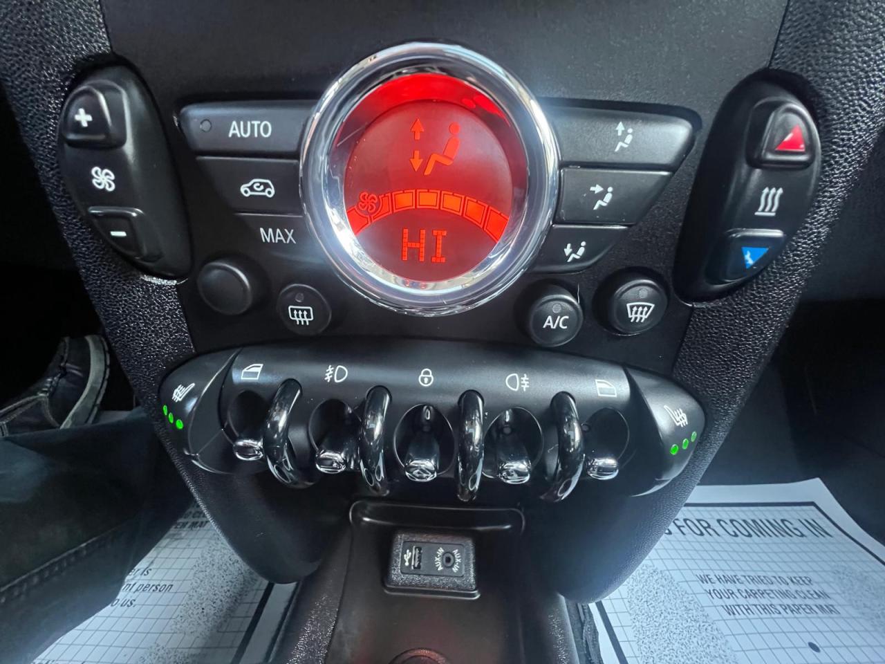 2013 MINI Cooper Hardtop CPE Photo