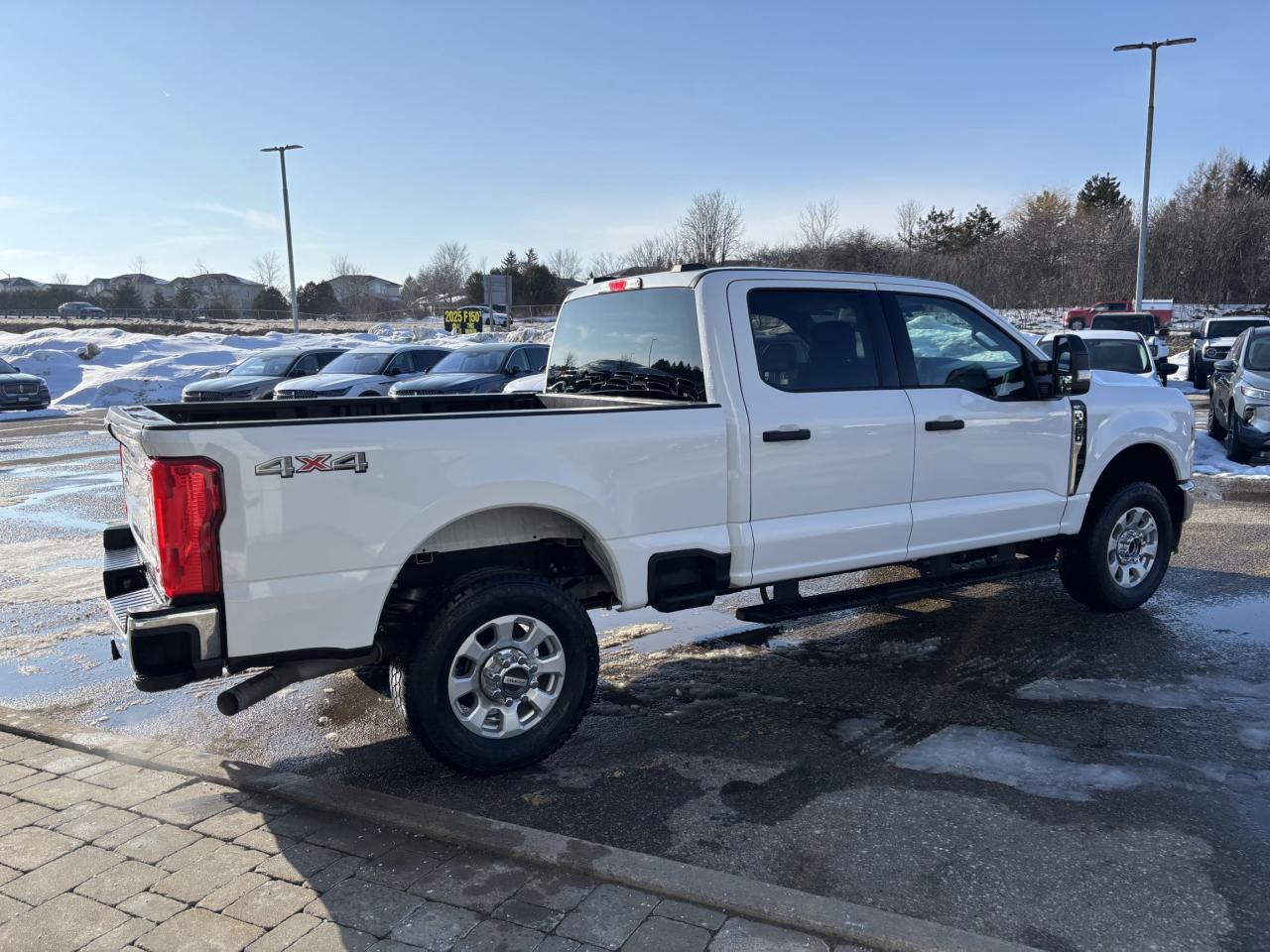 2024 Ford F-250 XLT, 7.3L GAS ENGINE, SUPERCREW, SHORT BOX! Photo3