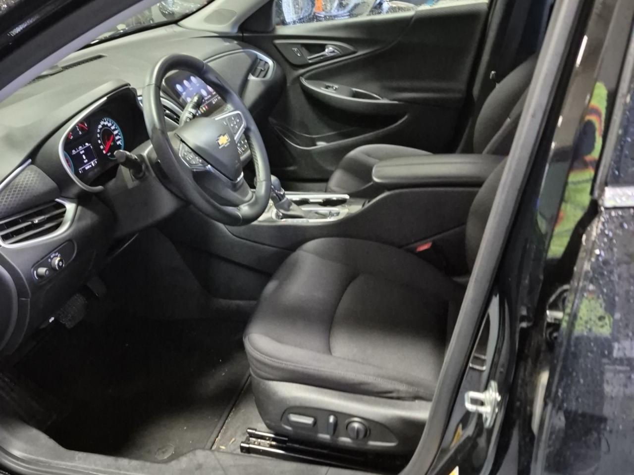 2024 Chevrolet Malibu 1LT Photo