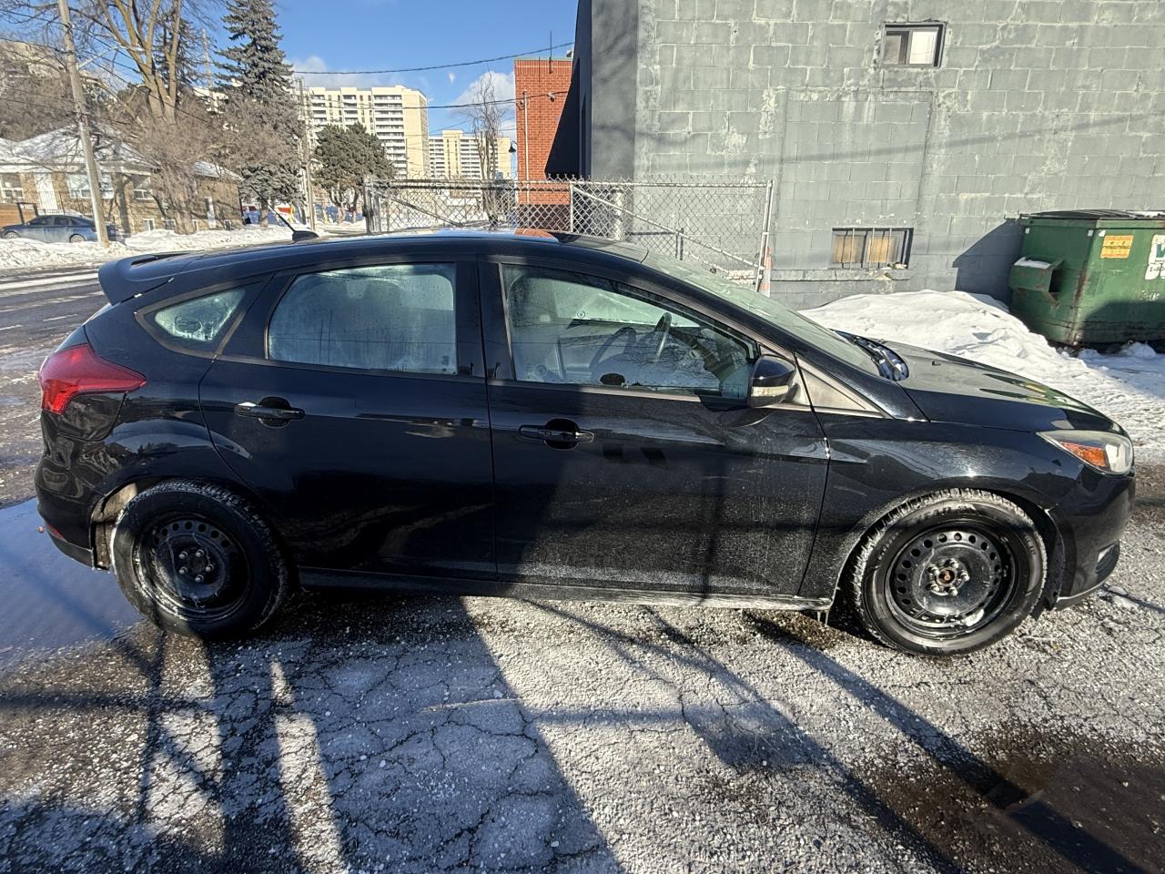 2016 Ford Focus SE Photo