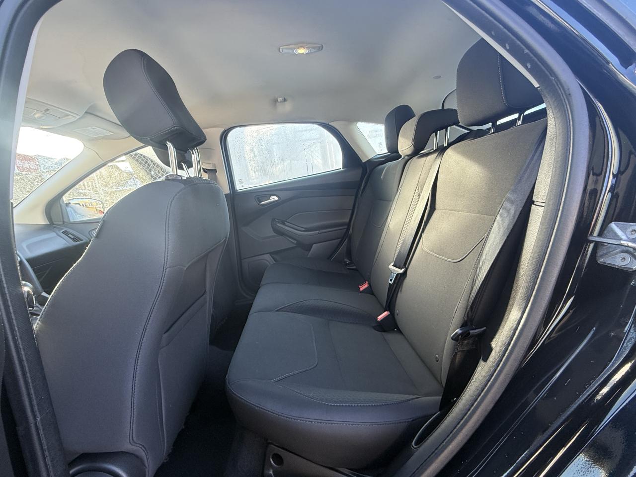 2016 Ford Focus SE Photo