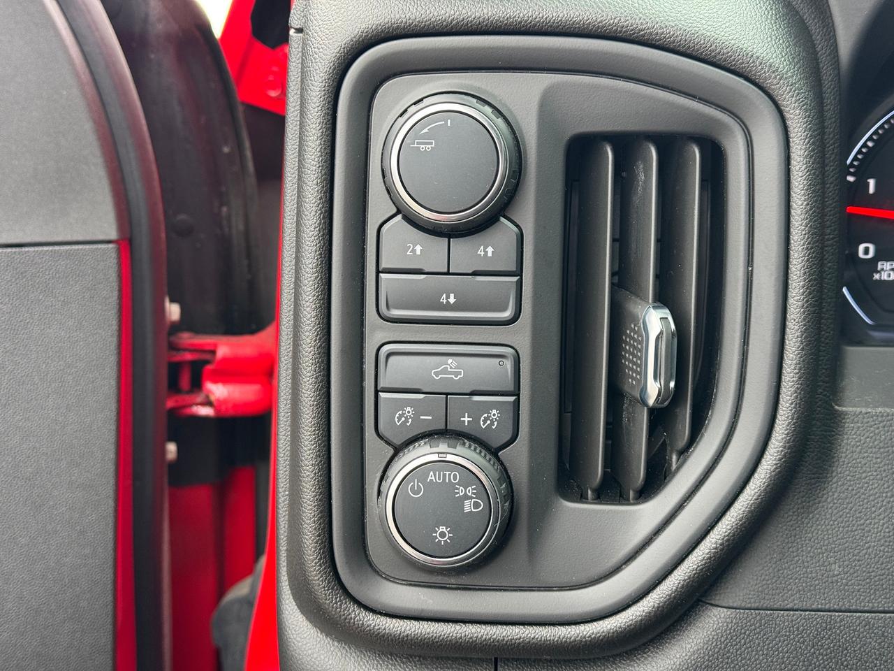 2024 Chevrolet Silverado 2500 Work Truck **ONE OWNER**DEALER SERVICED** Photo