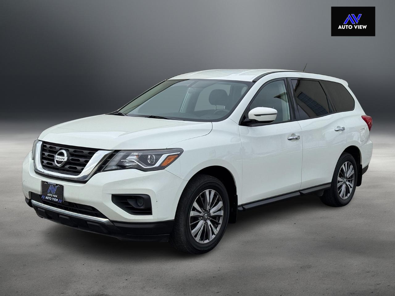 2018 Nissan Pathfinder S **7 PASSENGER**CLEAN CARFAX** Photo