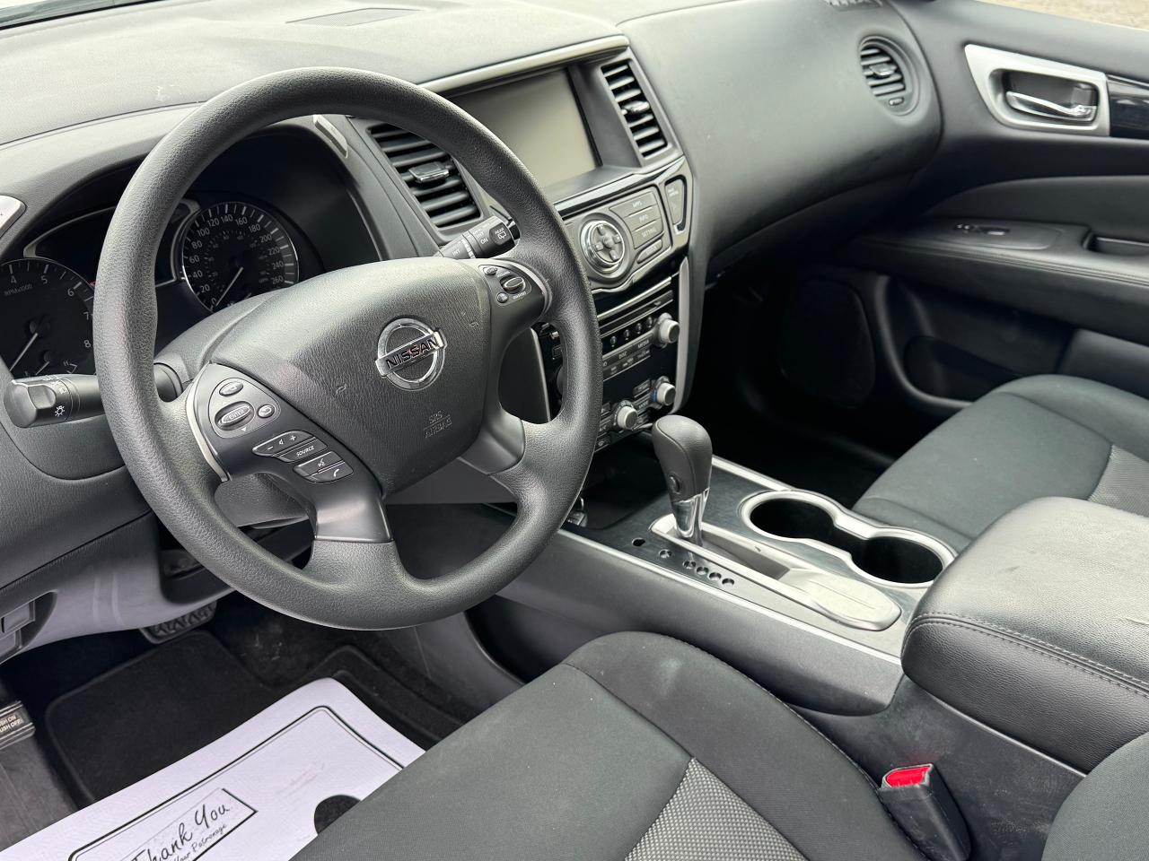 2018 Nissan Pathfinder S **7 PASSENGER**CLEAN CARFAX** Photo