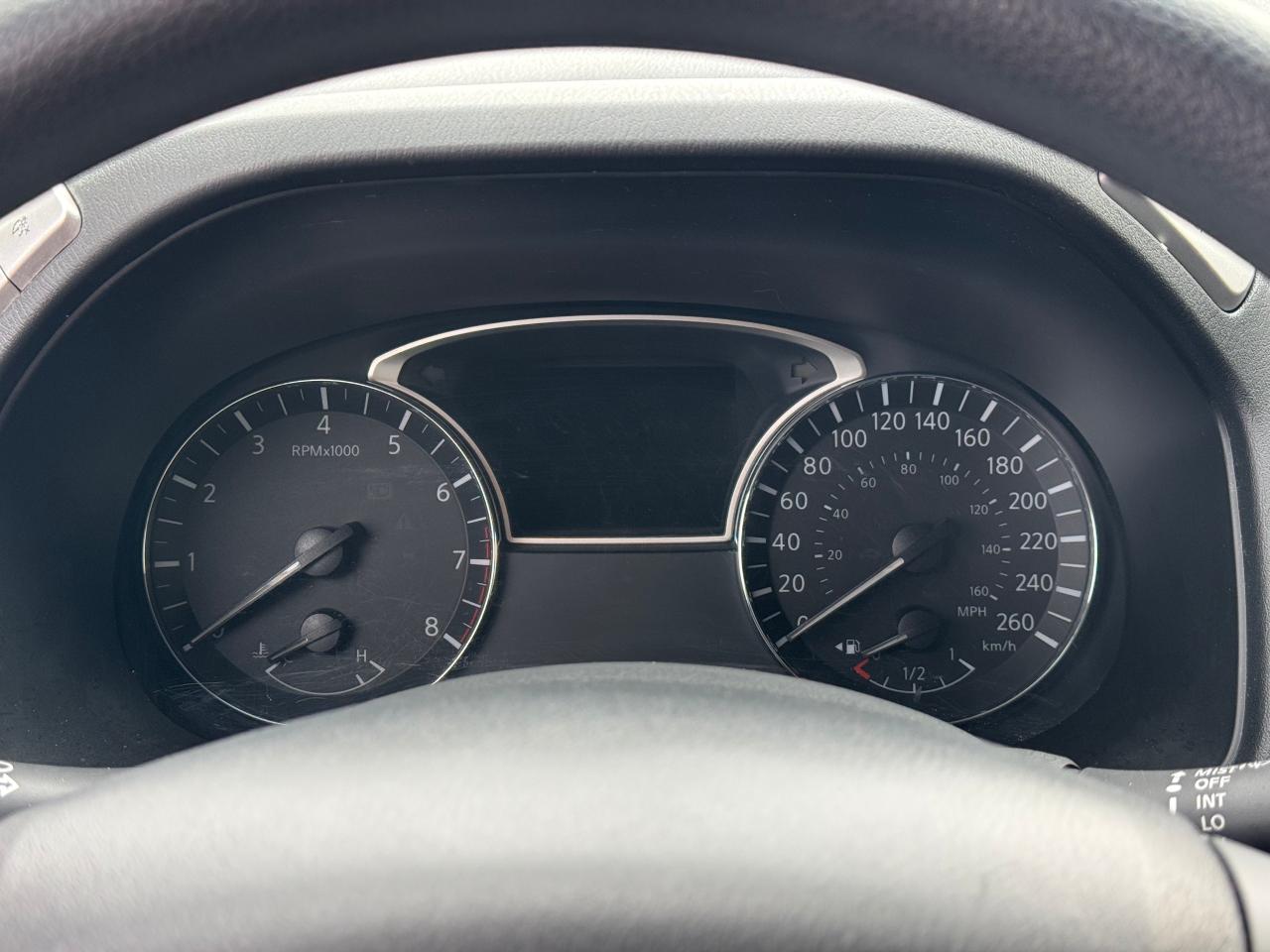 2018 Nissan Pathfinder S **7 PASSENGER**CLEAN CARFAX** Photo