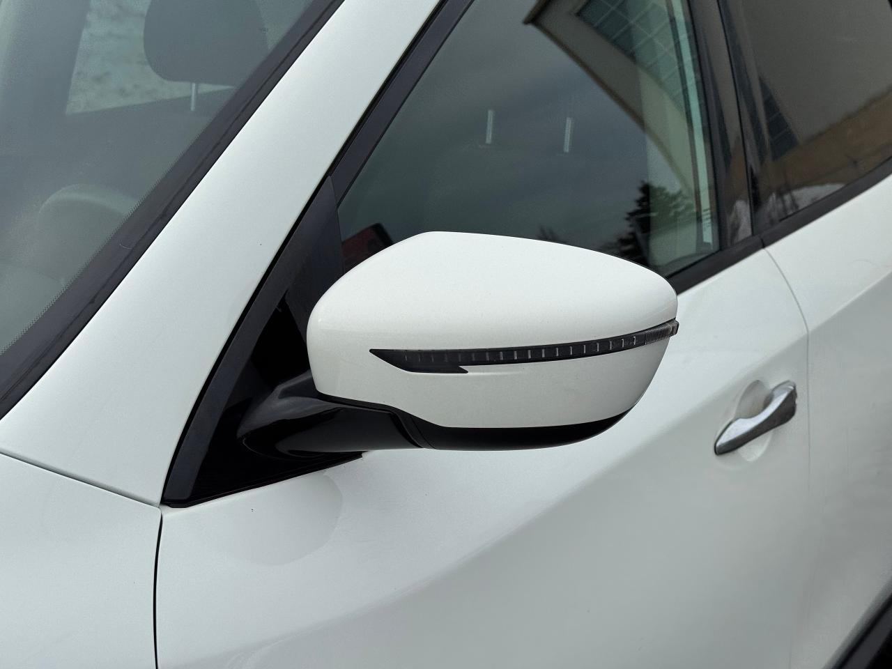 2018 Nissan Pathfinder S **7 PASSENGER**CLEAN CARFAX** Photo