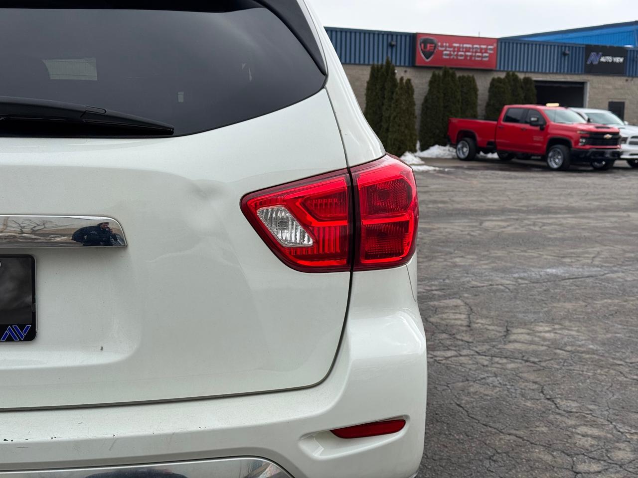 2018 Nissan Pathfinder S **7 PASSENGER**CLEAN CARFAX** Photo