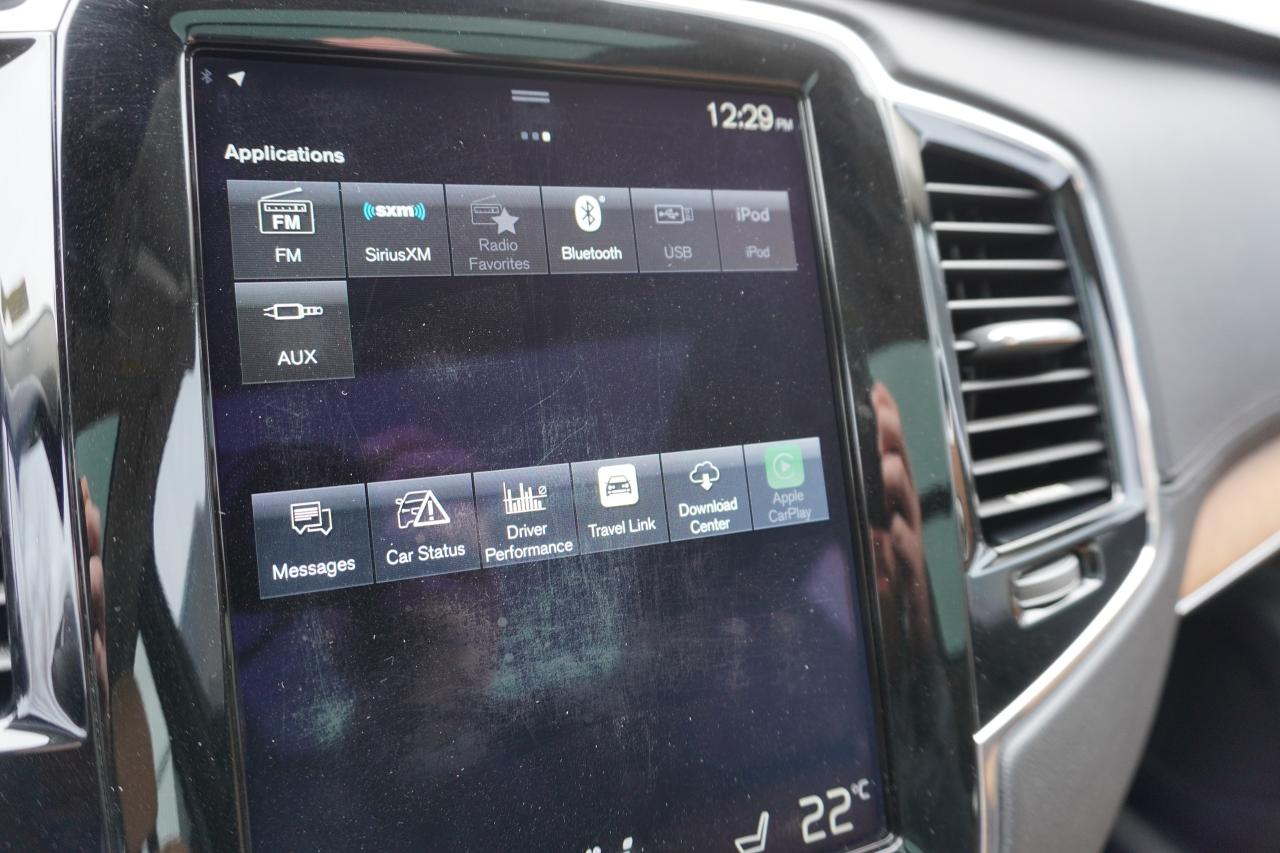 2016 Volvo XC90 T8 INSCRIPTION / 1 OWNER / NO ACCIDENTS / PHEV Photo