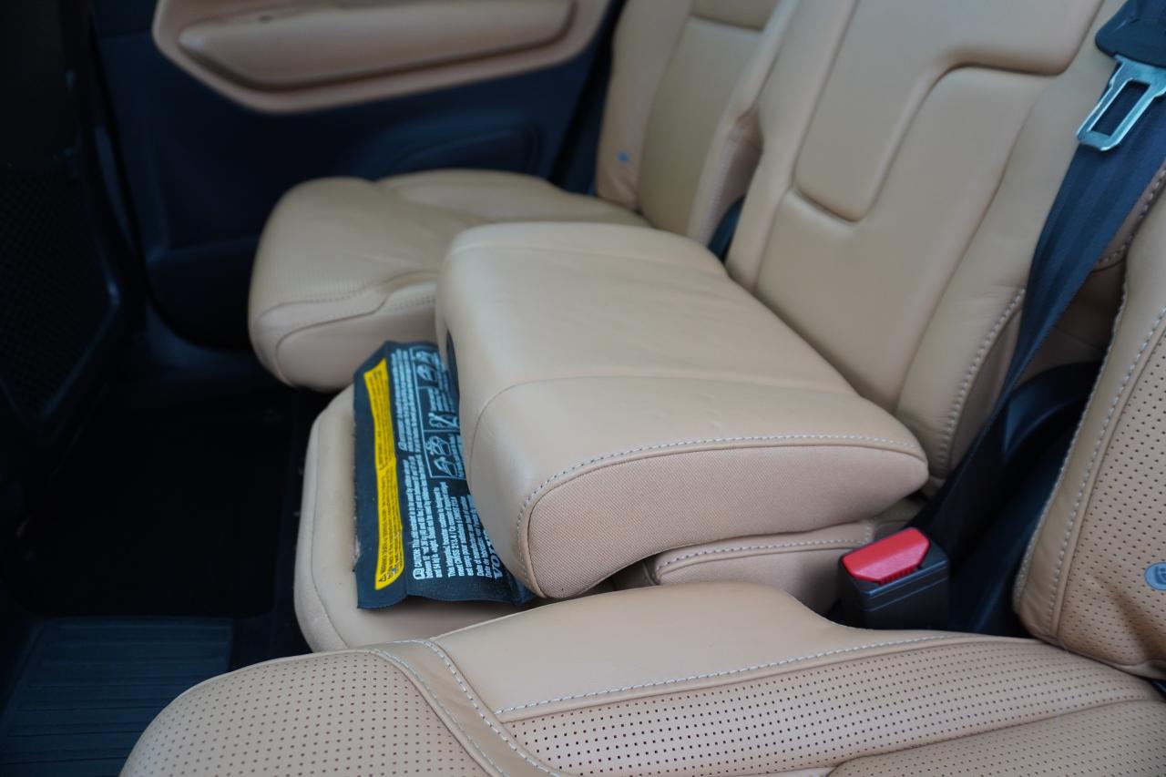 2016 Volvo XC90 T8 INSCRIPTION / 1 OWNER / NO ACCIDENTS / PHEV Photo