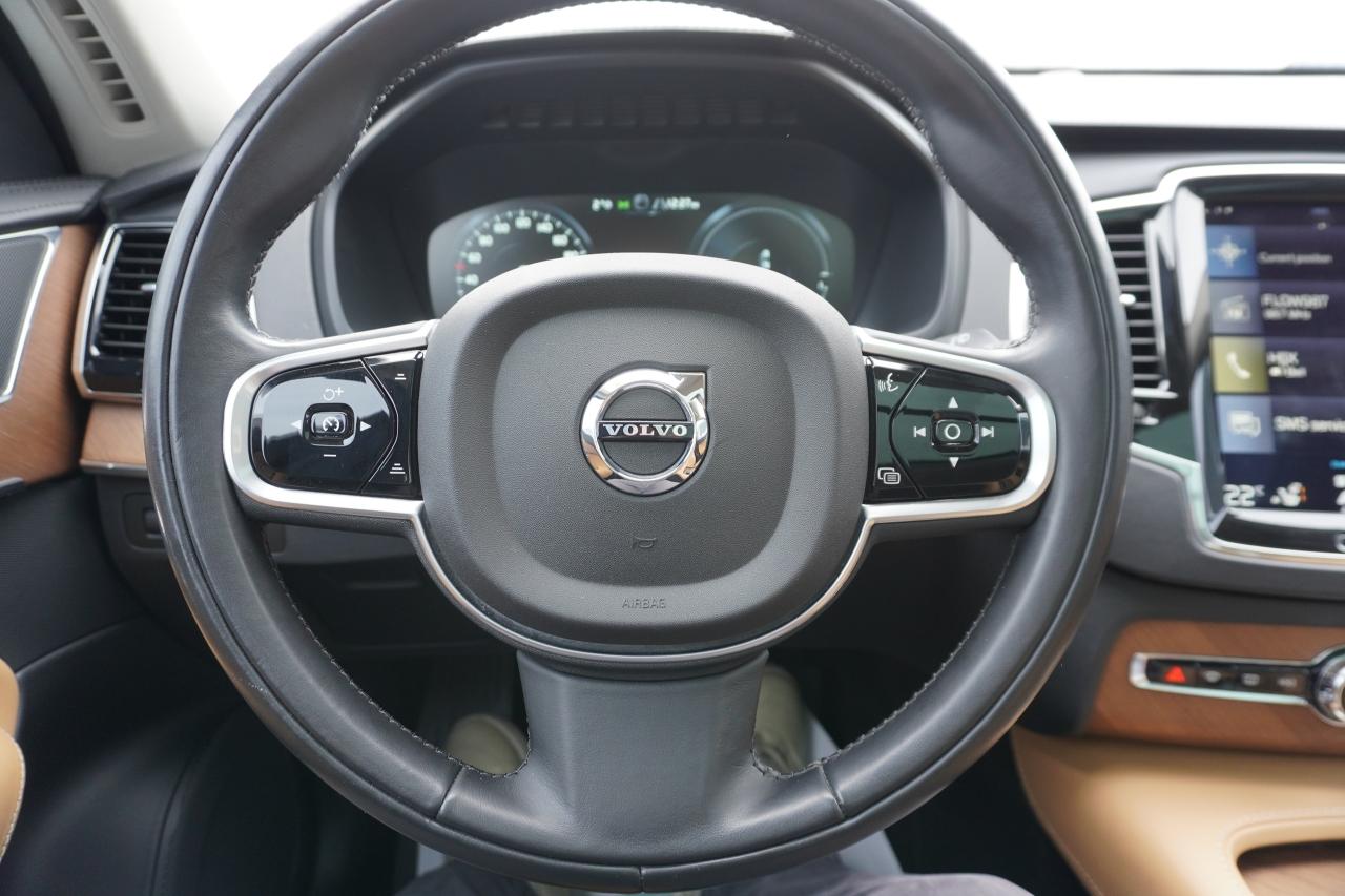 2016 Volvo XC90 T8 INSCRIPTION / 1 OWNER / NO ACCIDENTS / PHEV Photo
