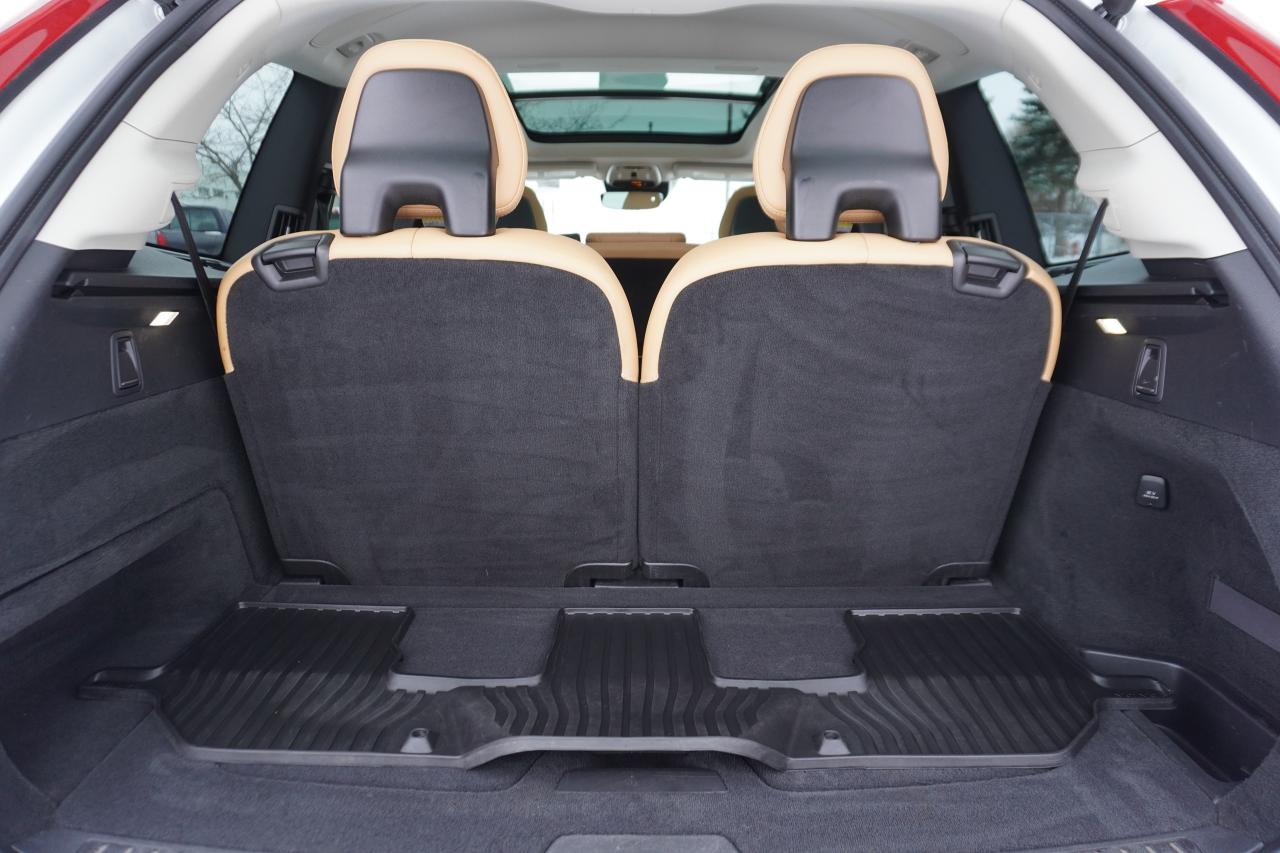 2016 Volvo XC90 T8 INSCRIPTION / 1 OWNER / NO ACCIDENTS / PHEV Photo