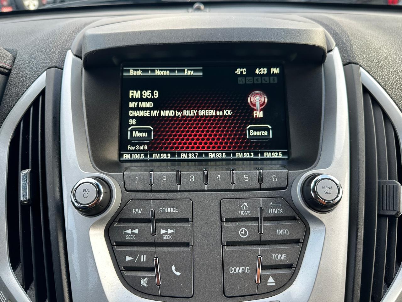 2015 GMC Terrain SLE HTD-Cloth Alloys FM/XM BackupCam Remote Start Photo