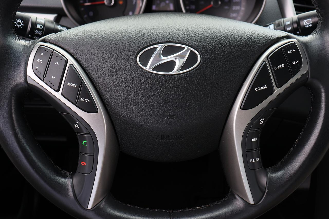 2017 Hyundai Elantra GT Limited | Auto | Leather | Roof | Nav | Cam & More Photo