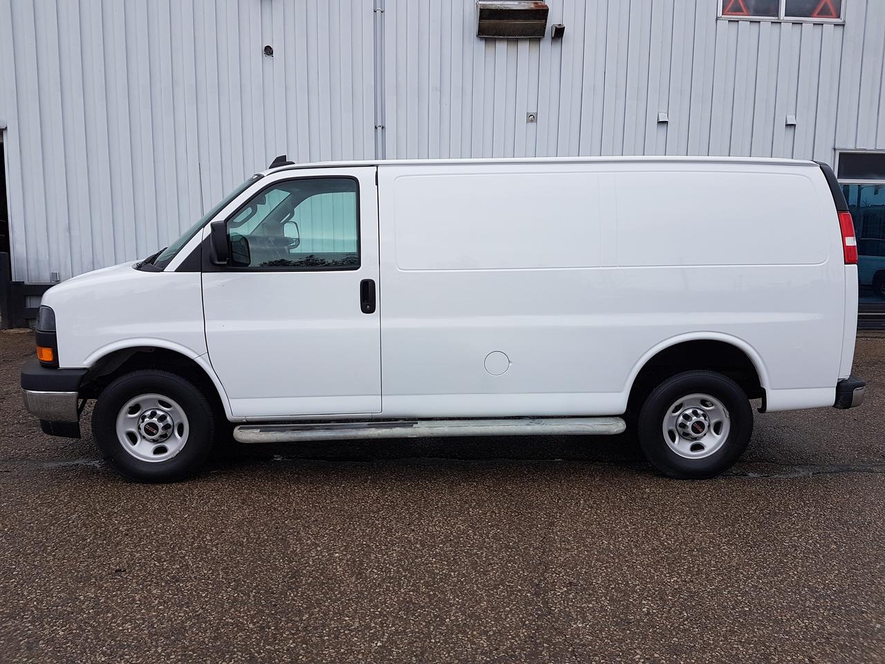 2023 GMC Savana 2500 Cargo 135" Photo2