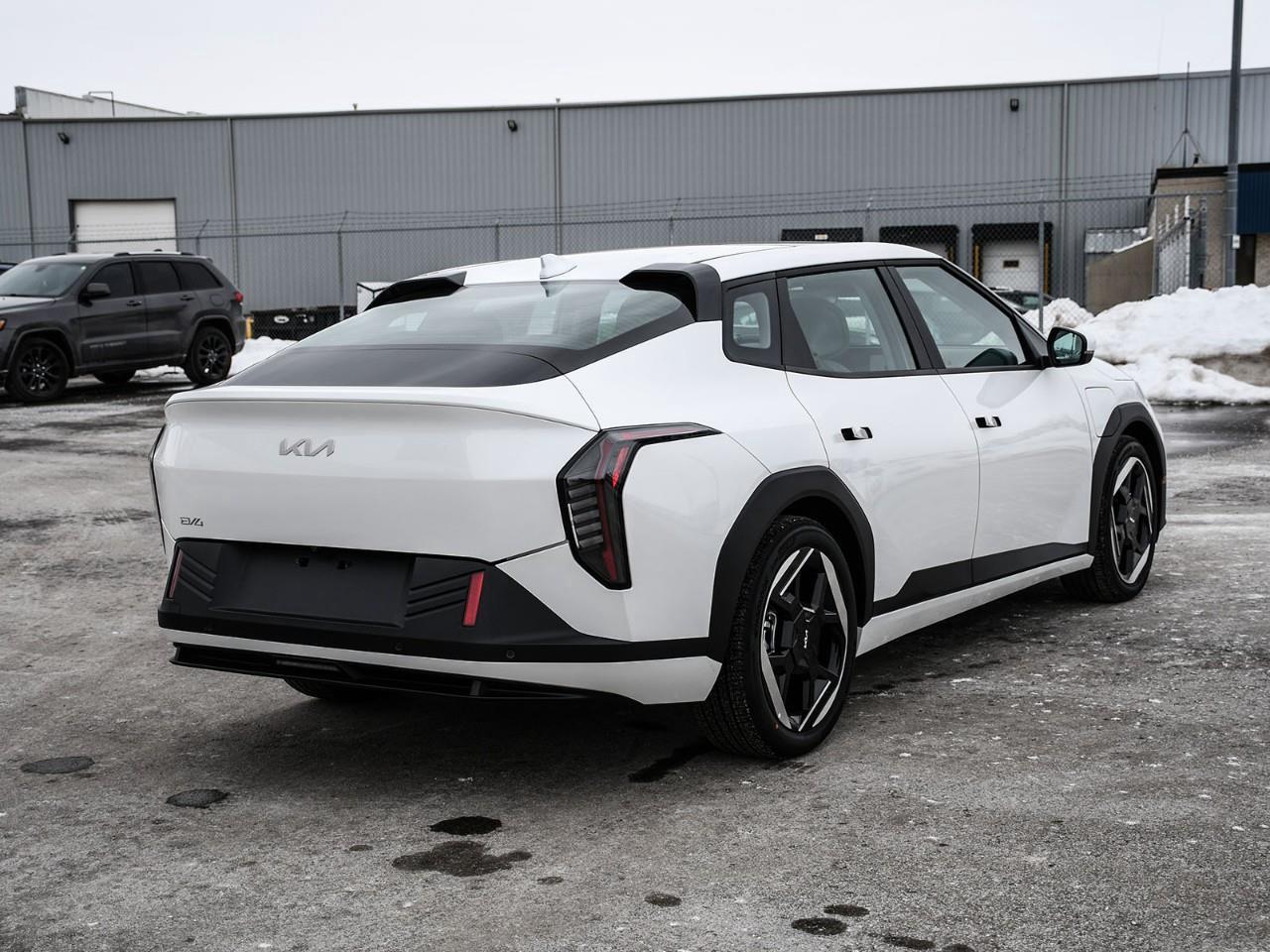 2026 Kia EV4 2026 Kia EV4 – Wind Premium Photo