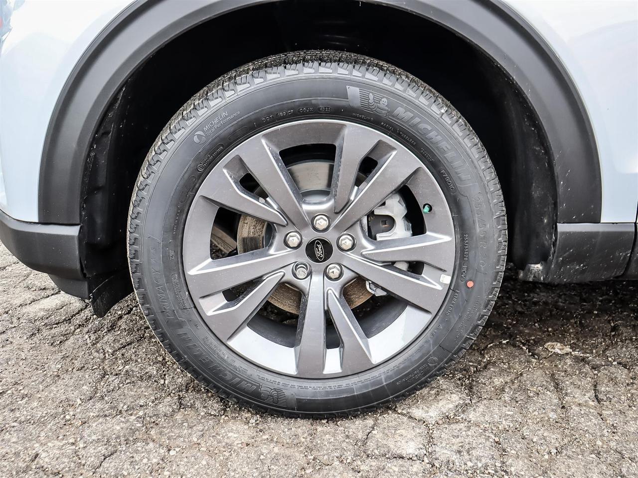 2026 Ford Explorer Active Photo