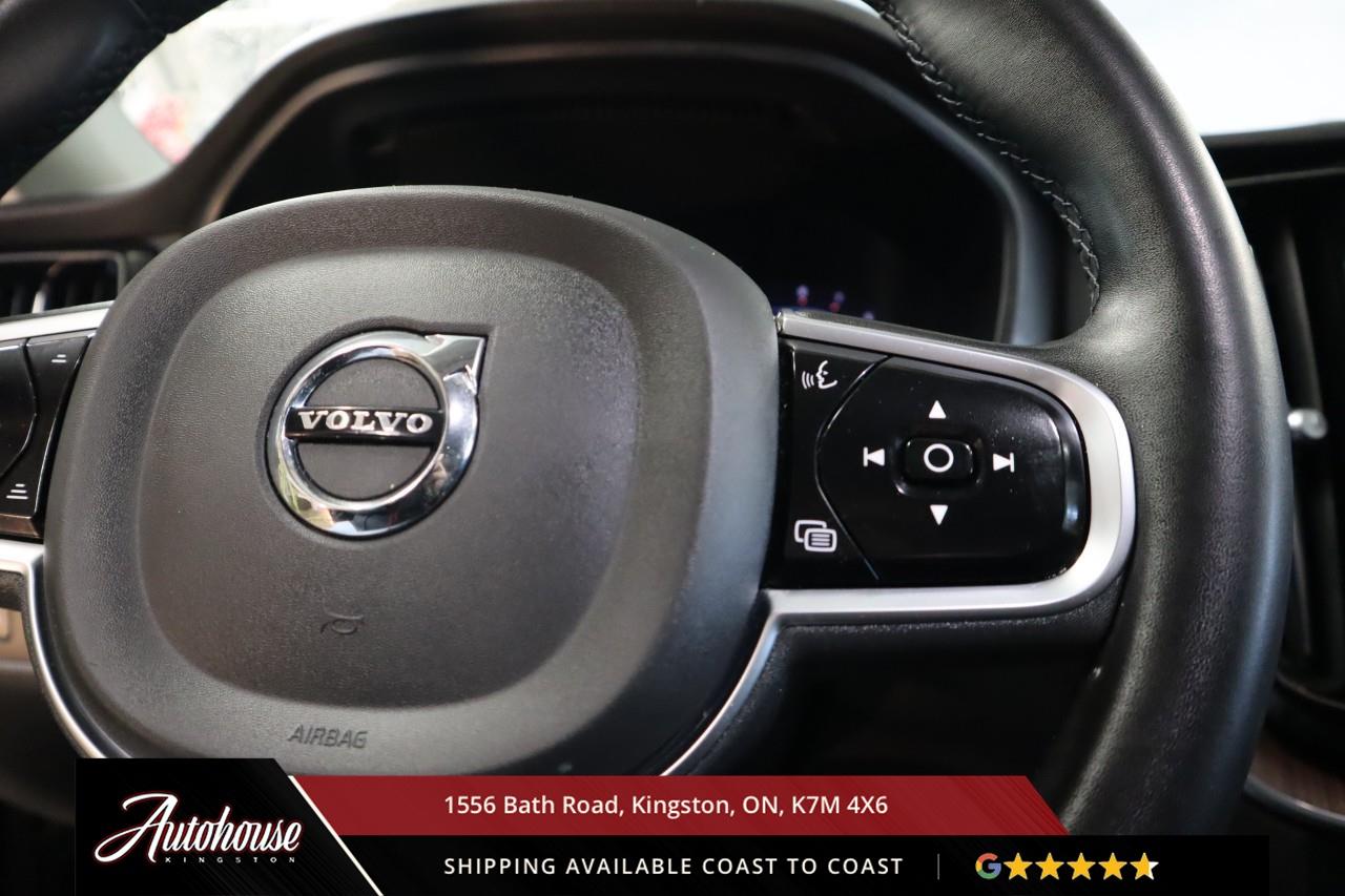 2023 Volvo XC60 B6 Plus Dark Theme GOOGLE NAVIGATION - PANORAMIC MOONROOF Photo