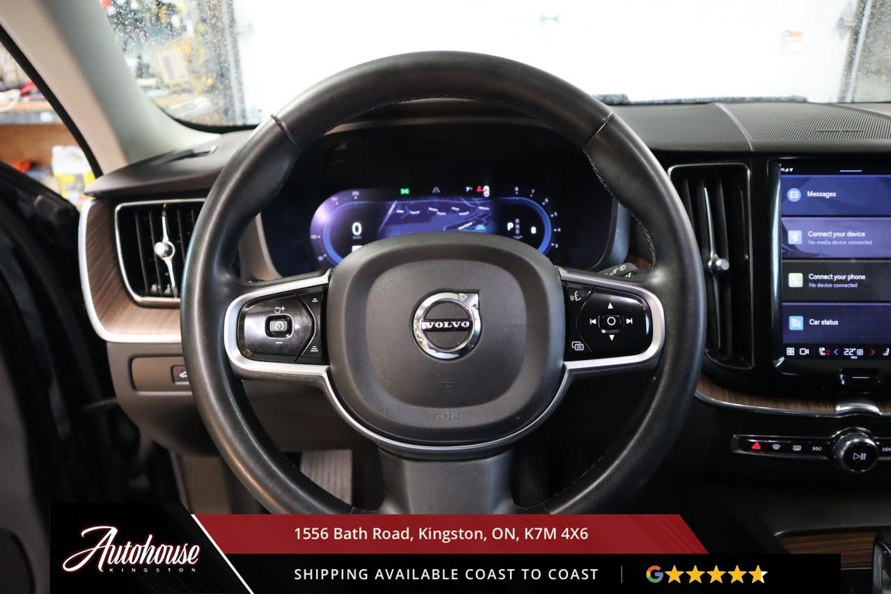 2023 Volvo XC60 B6 Plus Dark Theme GOOGLE NAVIGATION - PANORAMIC MOONROOF Photo