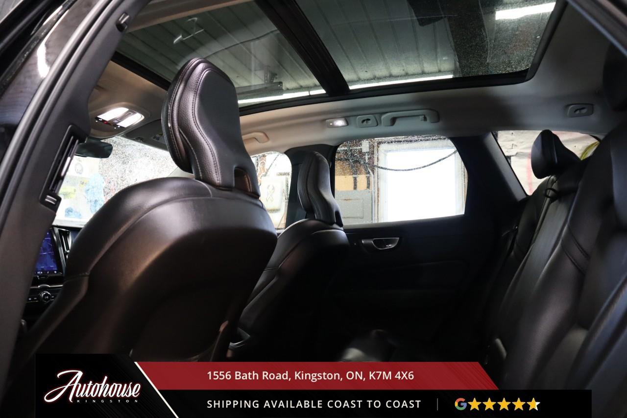 2023 Volvo XC60 B6 Plus Dark Theme GOOGLE NAVIGATION - PANORAMIC MOONROOF Photo