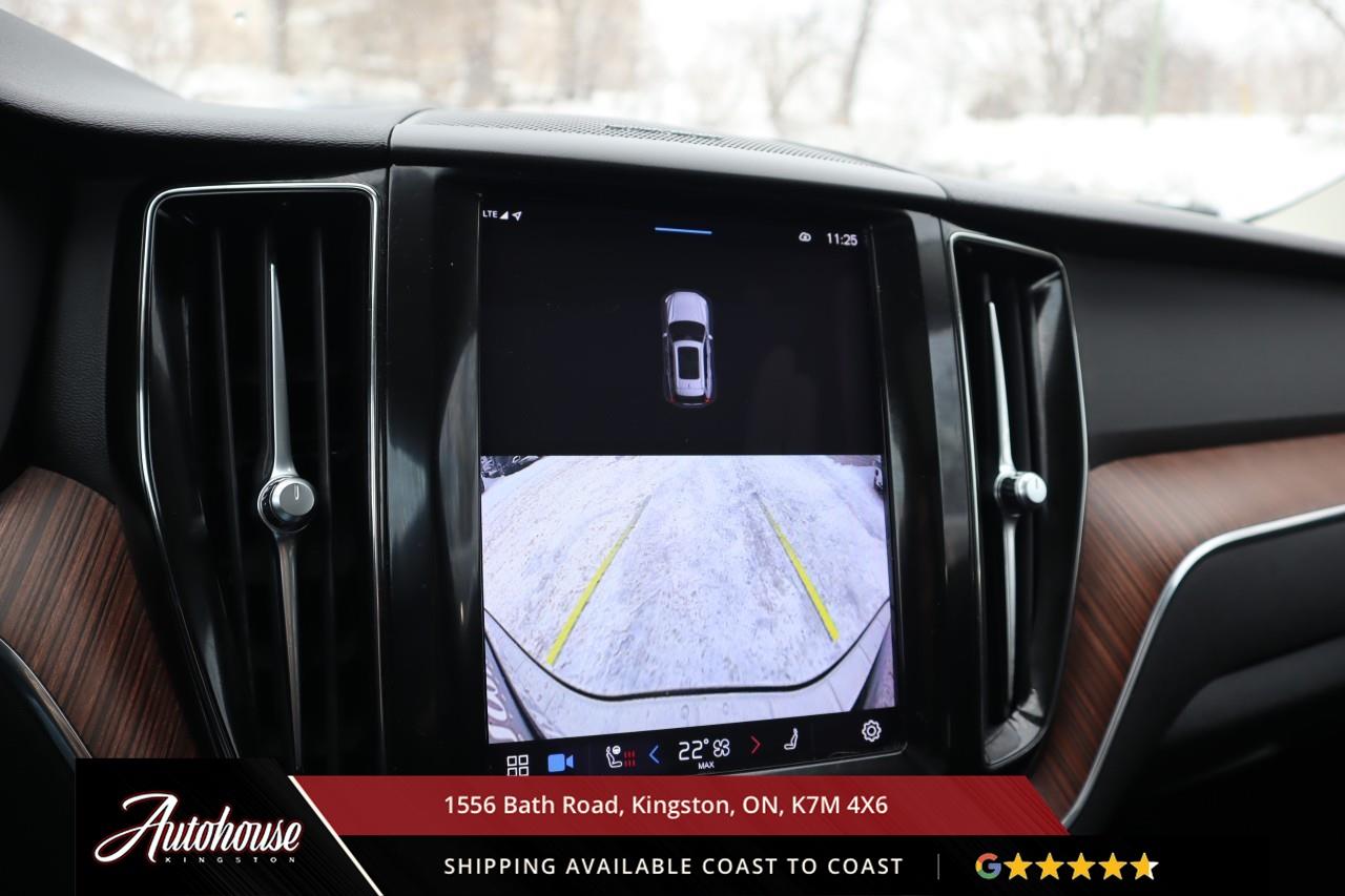 2023 Volvo XC60 B6 Plus Dark Theme GOOGLE NAVIGATION - PANORAMIC MOONROOF Photo