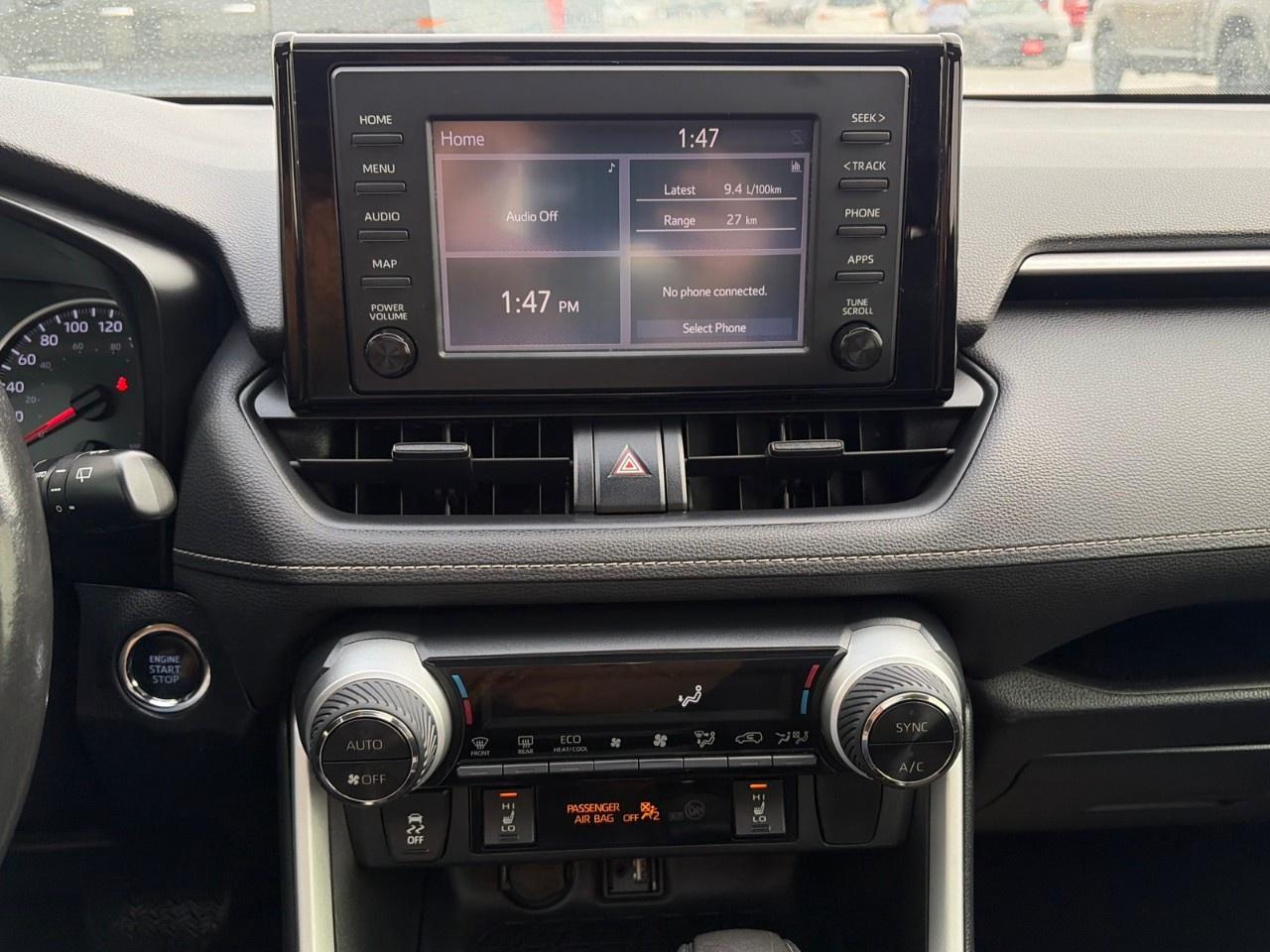 2019 Toyota RAV4 FWD XLE Photo