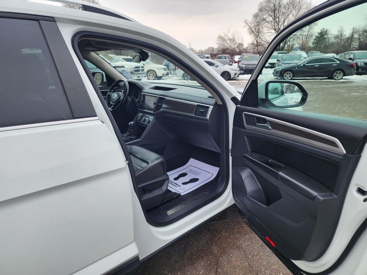 2018 Volkswagen Atlas HIGHLINE l Clean Carfax l 7 Seater l AWD l Photo