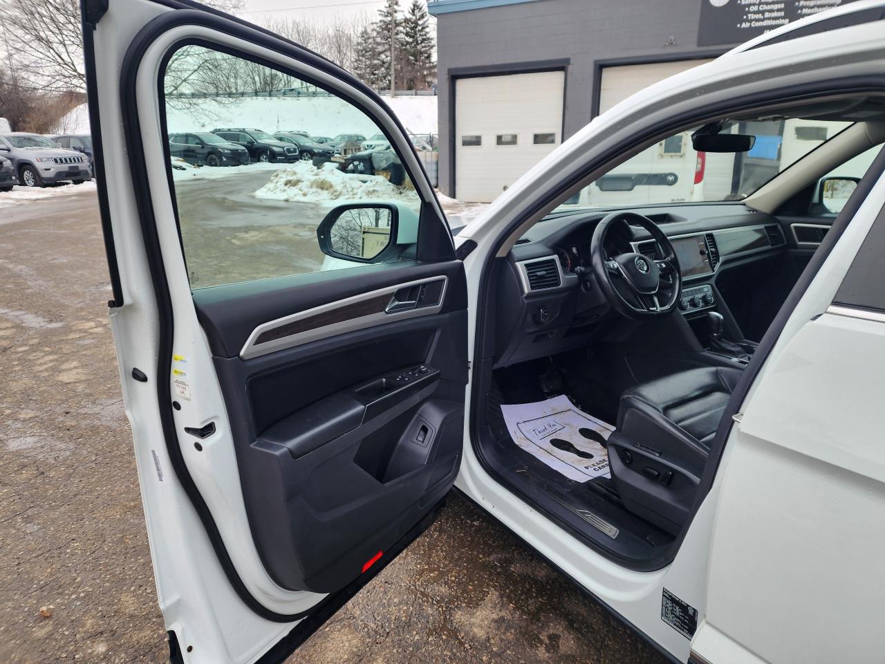 2018 Volkswagen Atlas HIGHLINE l Clean Carfax l 7 Seater l AWD l Photo