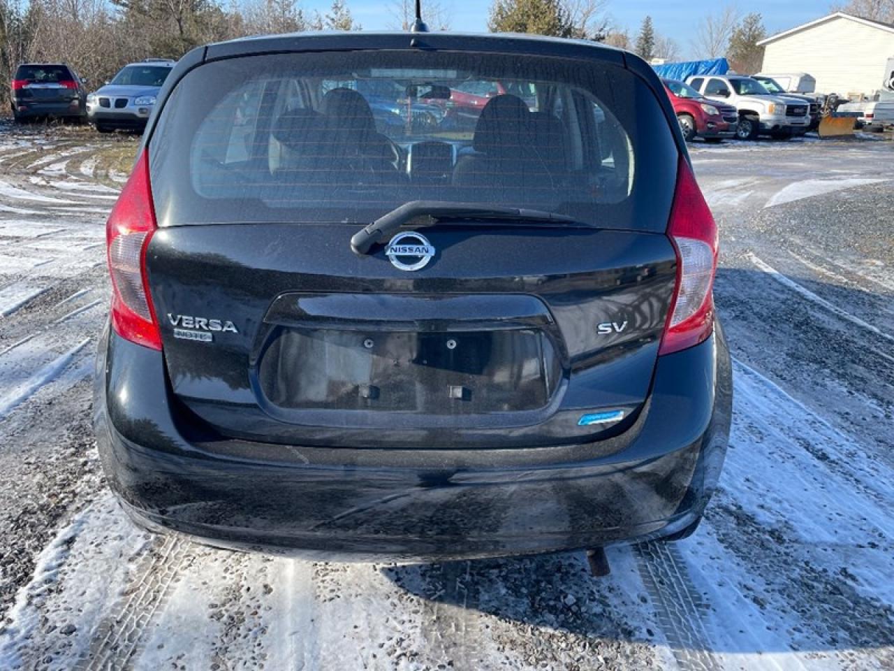 2015 Nissan Versa Note SV Photo