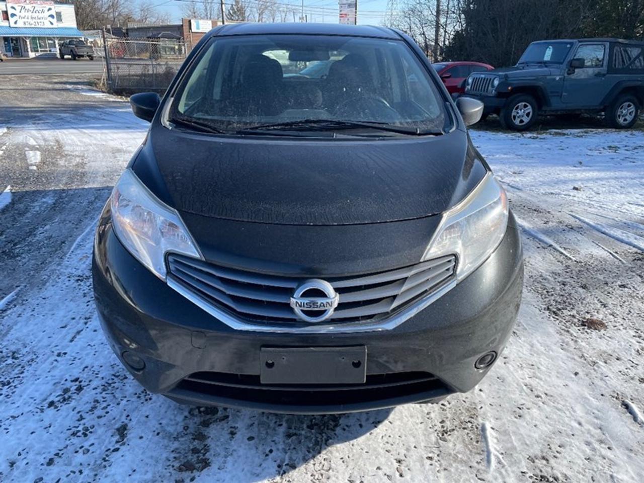 2015 Nissan Versa Note SV Photo