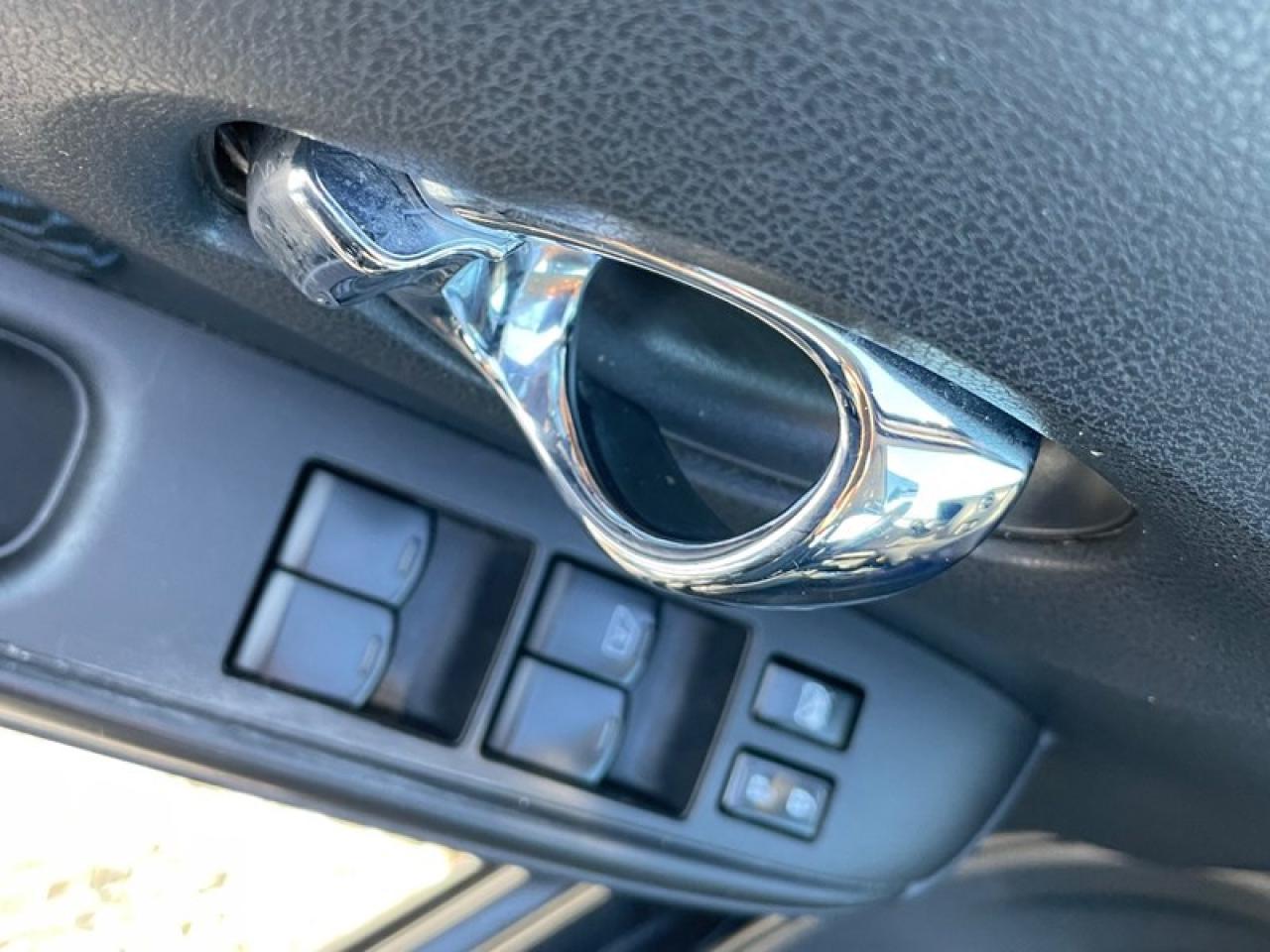 2015 Nissan Versa Note SV Photo