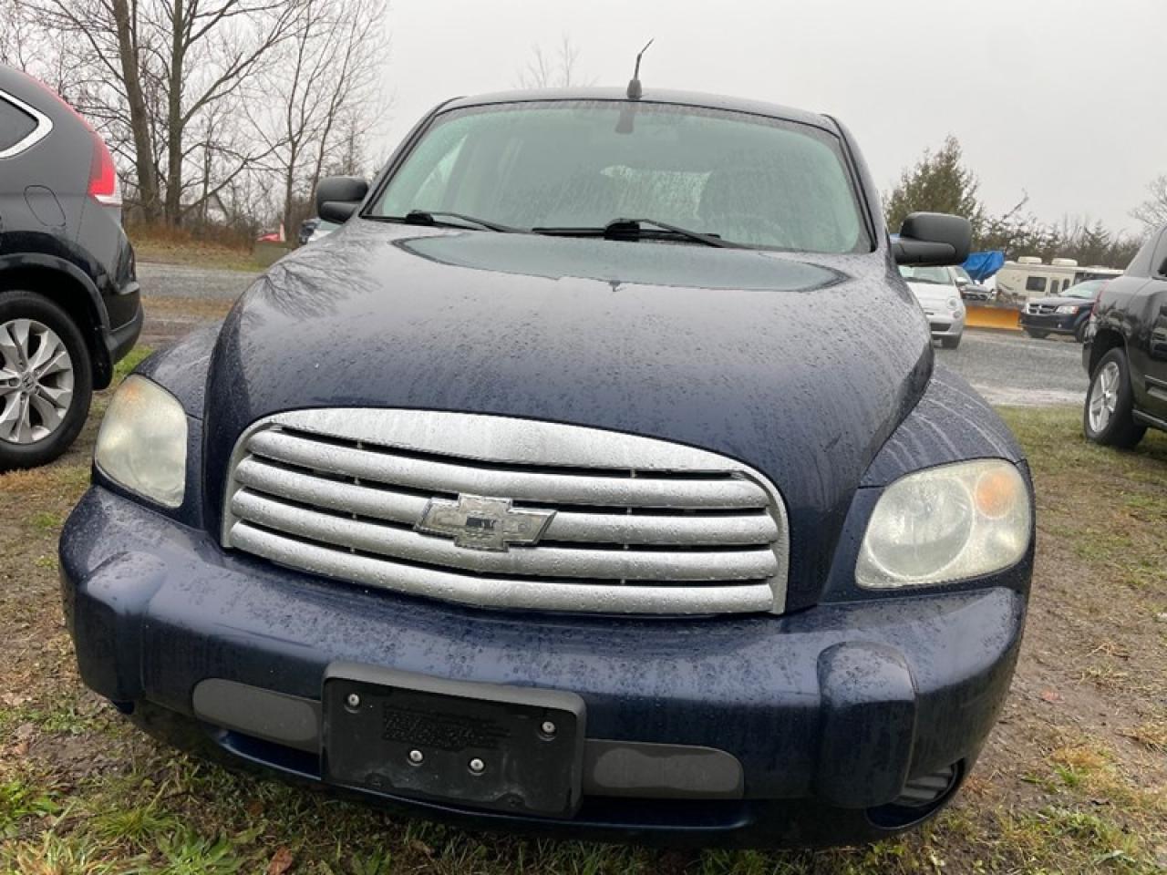 2010 Chevrolet HHR LS Photo