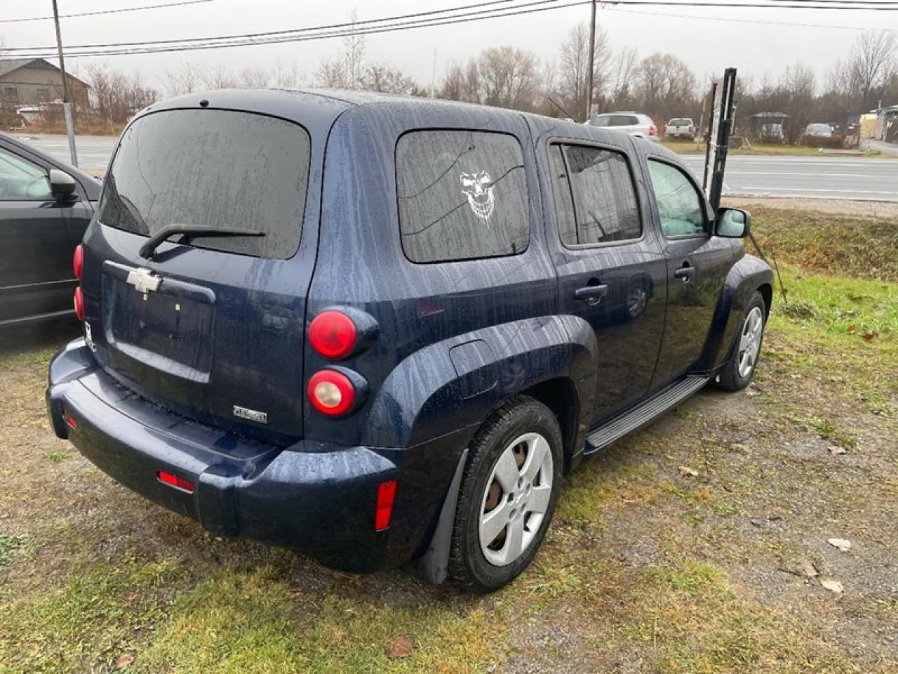 2010 Chevrolet HHR LS Photo