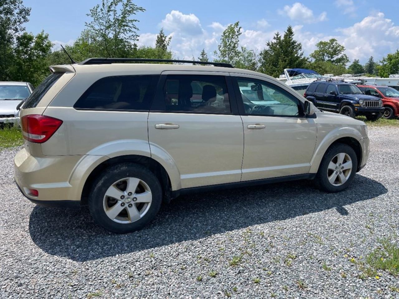 2011 Dodge Journey SXT Photo