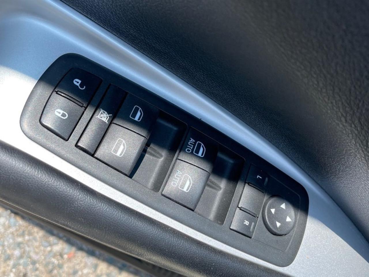 2011 Dodge Journey SXT Photo