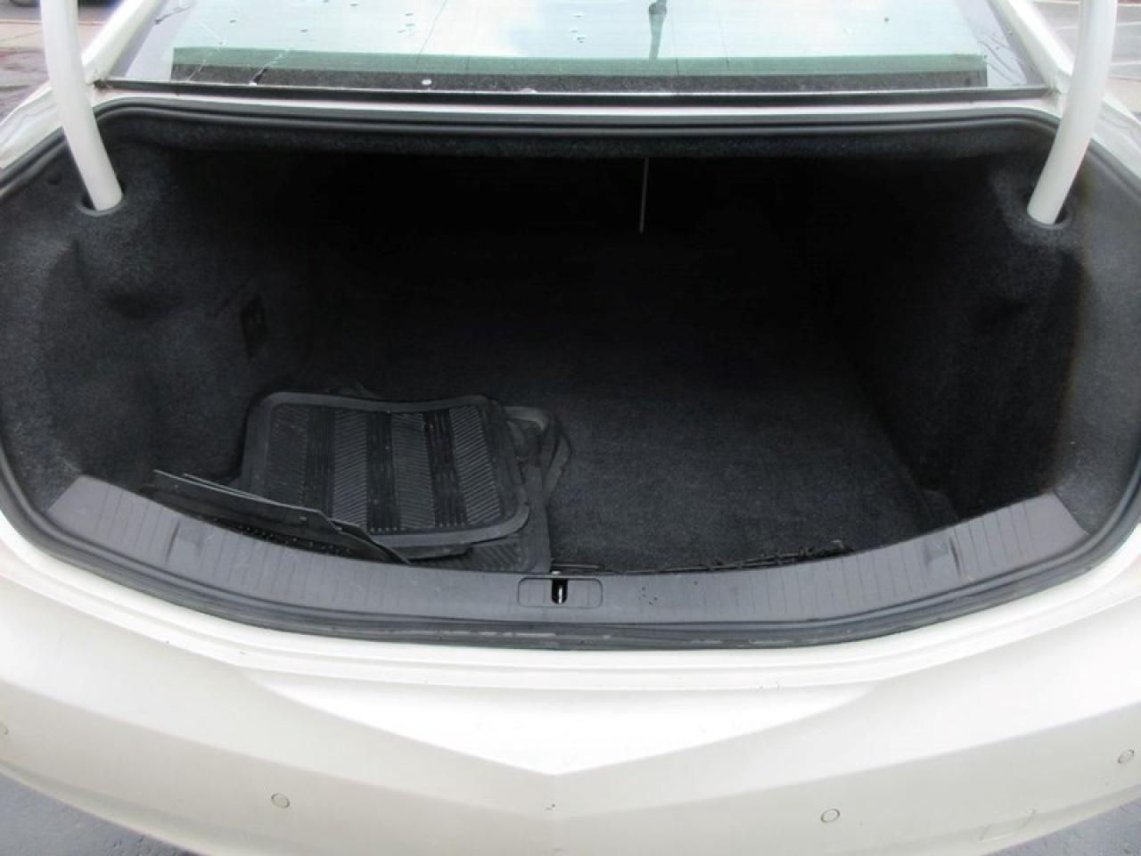 2013 Cadillac XTS Platinum Photo