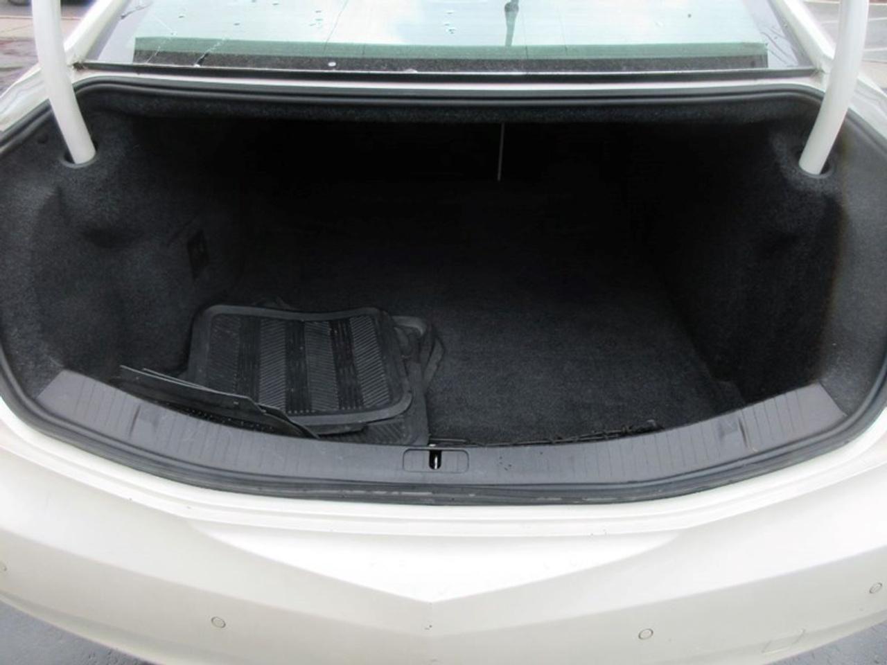 2013 Cadillac XTS Platinum Photo